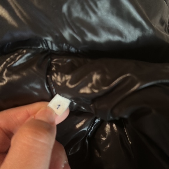 Moncler puffer - Picture 8 of 8